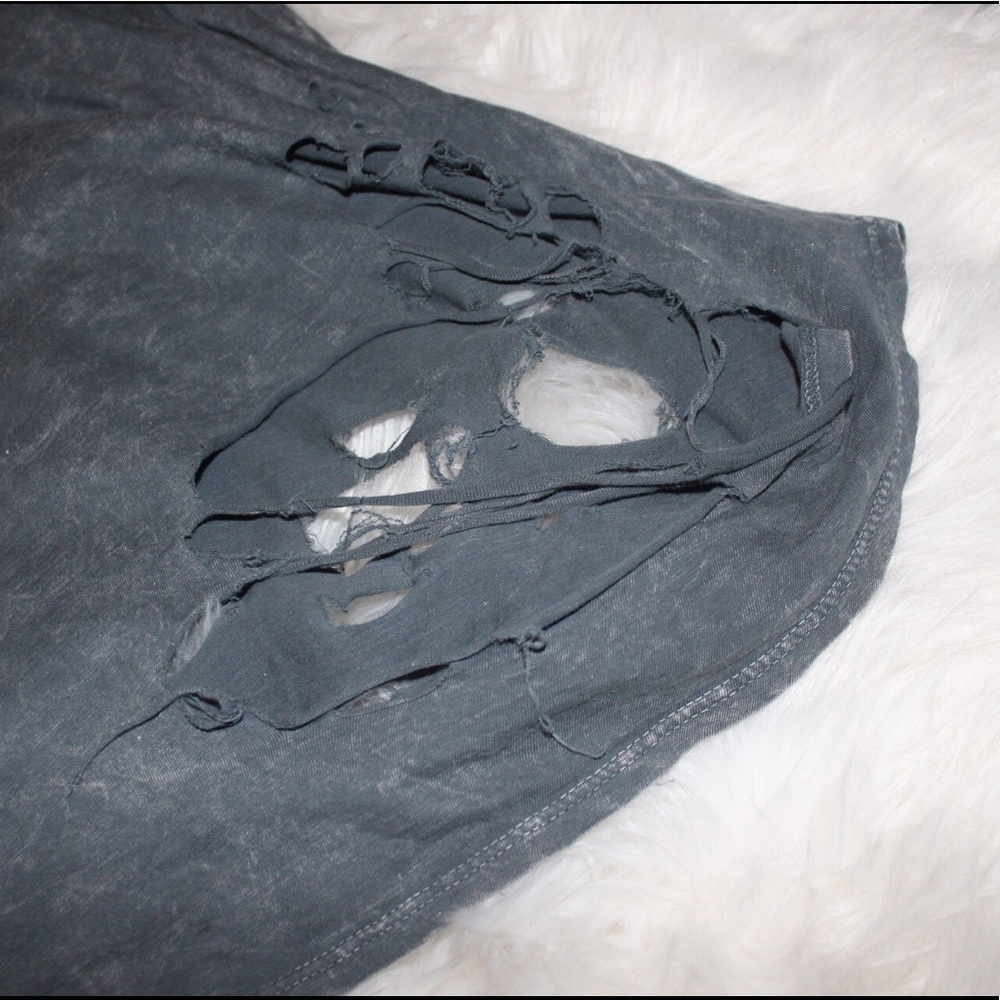 Distressed gray oversized tee - Picture 3 of 4